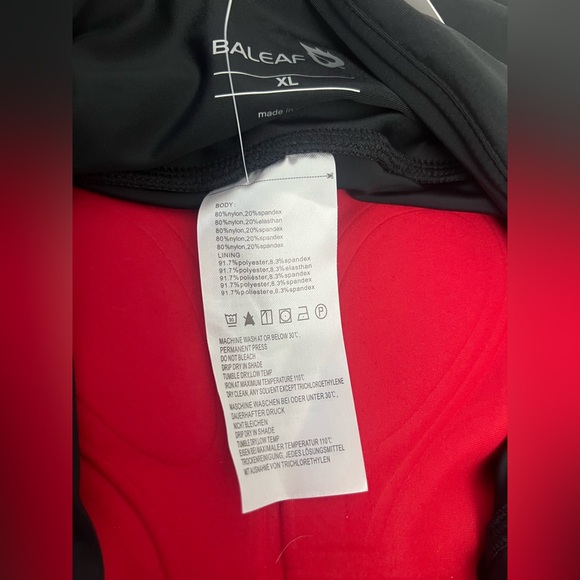 Baleaf Women’s Cycling Capri Pants | XL | Padded | UPF 50+ | NEW With Tags - Picture 8 of 9